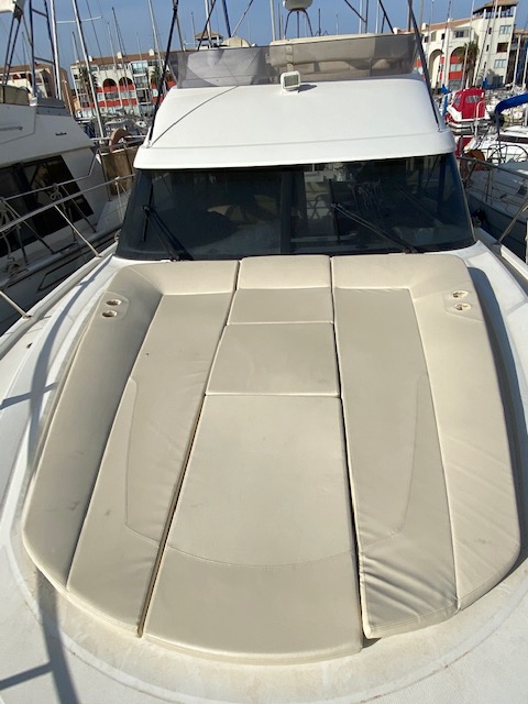 slider 16 Beneteau Antares 42